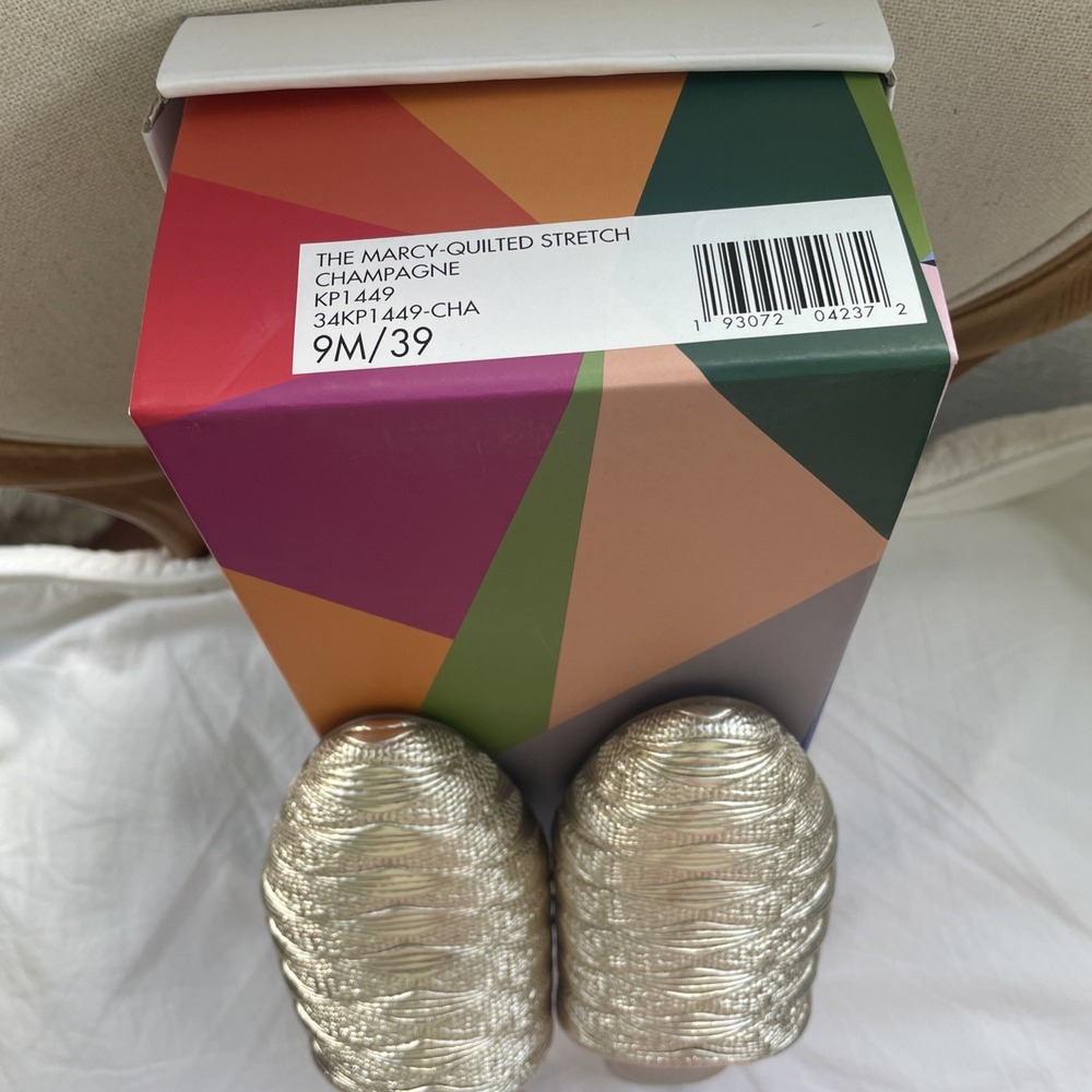 Katy Perry Women's The Busy Bee Slip-On Slide Sandal Gold - Picture 5 of 7